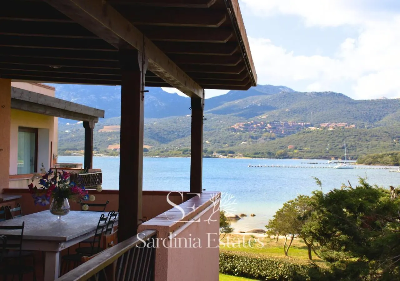 30M From The Sea - La Terrazza Sul Mare elérhetőségei